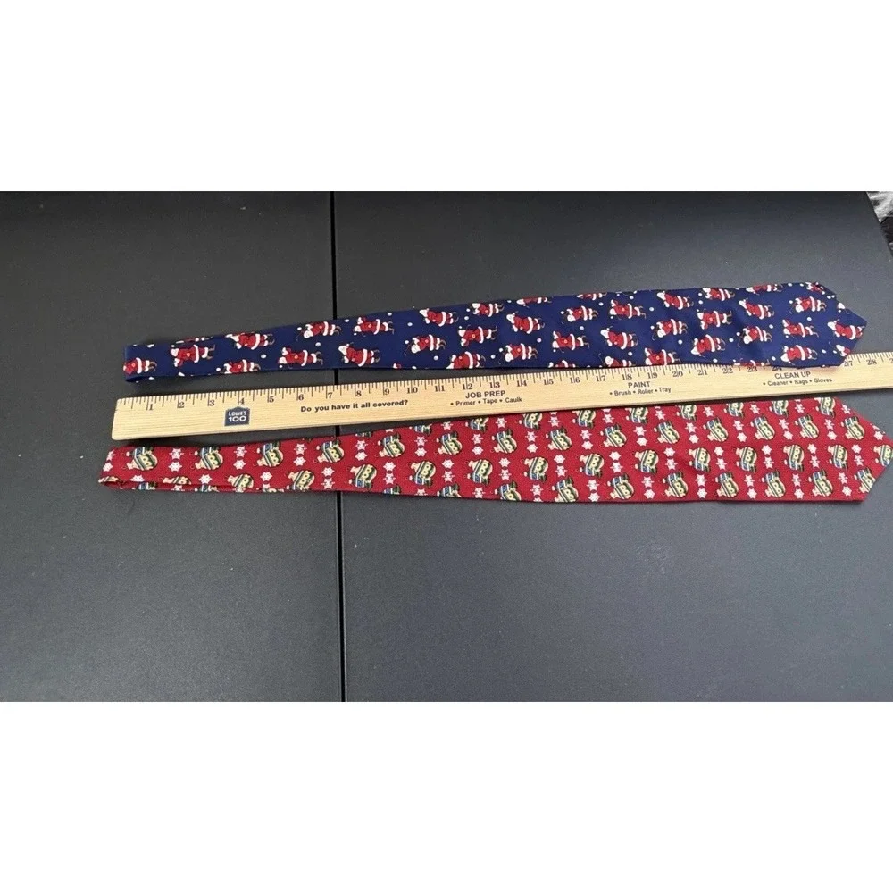 Lot of 2 Christmas Tie's Navy Santa Plays Golf &‎ Red Christmas Ornaments